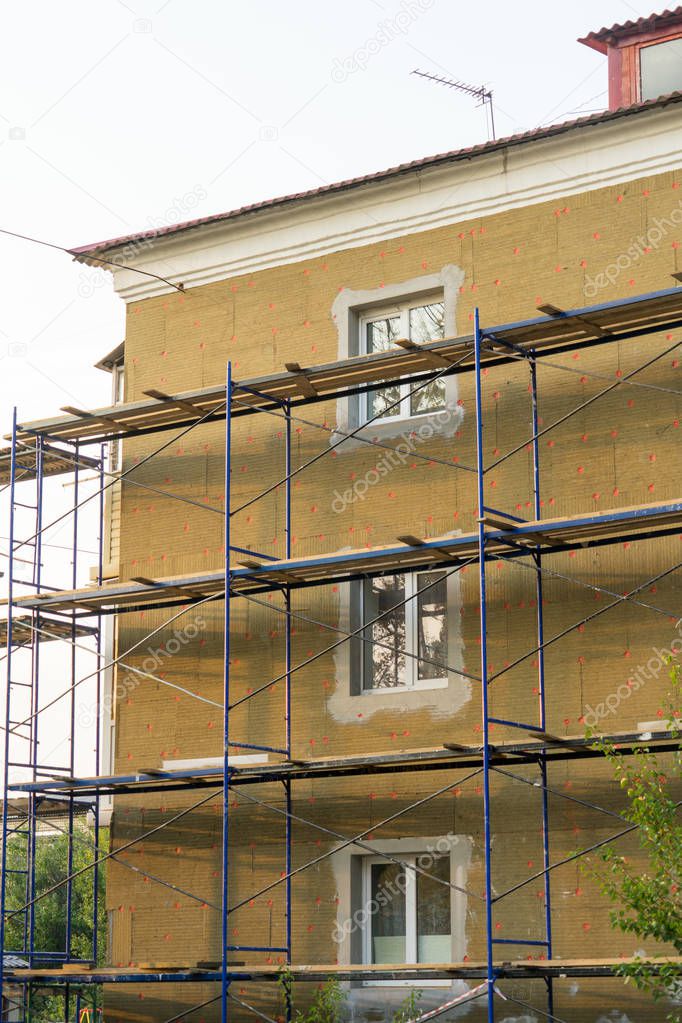 Insulation of the building facade. energy-saving technologies in construction