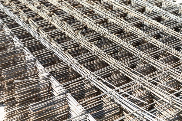beton konstrüksiyonu güçlendirmek için metal örgü. Metal örgü satışı.