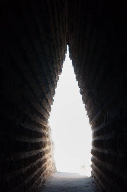 Kraliyet höyüğü, MÖ 438-109 yılları arasında Boğaz Krallığı 'nı yöneten Spartocid hanedanının hükümdarlarından birinin mezarı olan MÖ IV' ün ikinci yarısının antik mimarisinin bir anıtıdır.