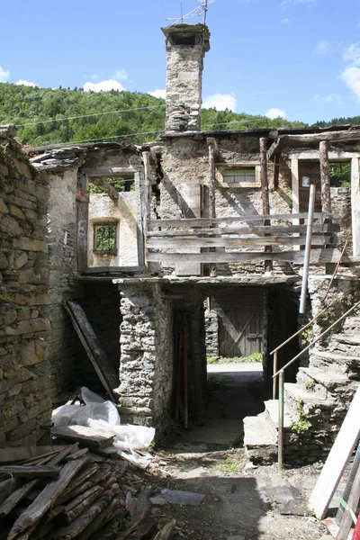 Alpe Devero Piemnte içinde yürüyüş