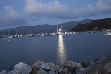 Güzel ve Retent Isolad'Elba