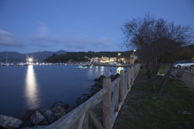 Güzel ve Retent Isolad'Elba