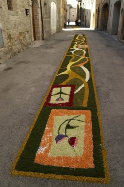 Cannara di Trevi anıtları