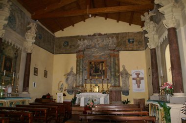 Cannara di Trevi anıtları