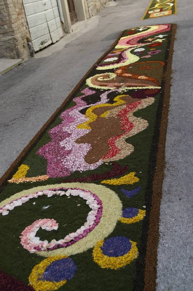 Cannara di Trevi anıtları