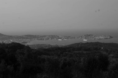 Elba Adası için yürüyüş