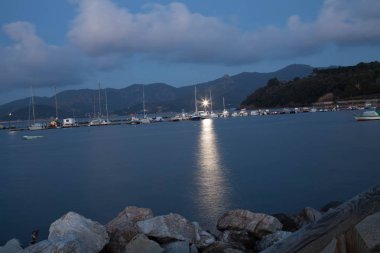 Elba Adası için yürüyüş