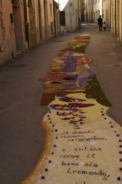 Cannara di Trevi anıtları