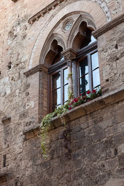 Promenad Gimignano — Stockfoto