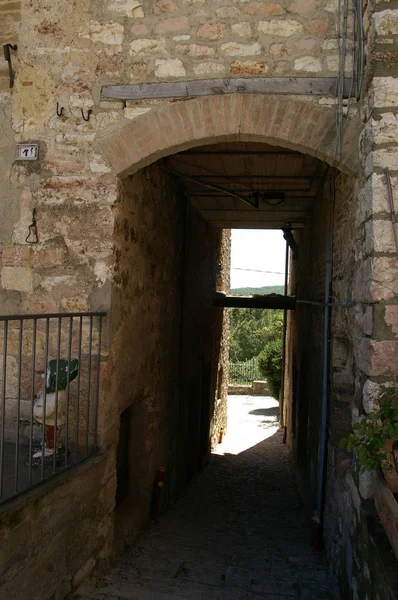 Walking Streets Giano Dell Umbria — стоковое фото