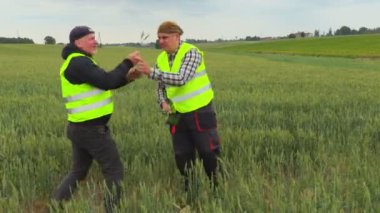 Çavdar alan kontrol çiftçiler