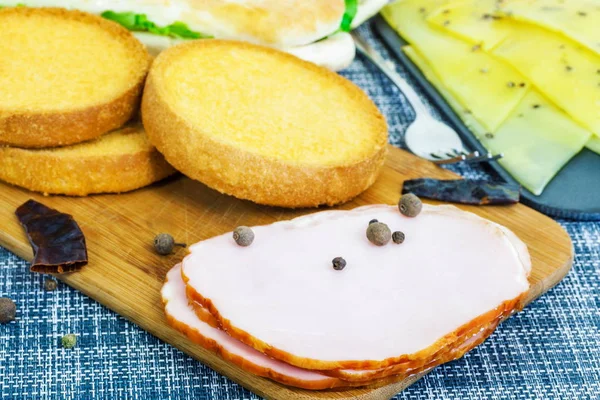 Ham Dry Bread Cheese — Stock Photo, Image