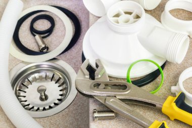 Lavabo Drenaj Parçaları Ve Sıhhi Tesisat Araçları