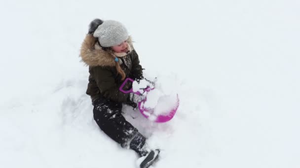 Bambina Godere Giorno Neve — Video Stock