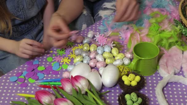 Espacio Trabajo Con Decoración Pascua Cerca — Vídeo de stock