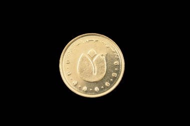 Iranain 500 Riyali ön yüzü siyah bir arka plan üzerinde Kapat