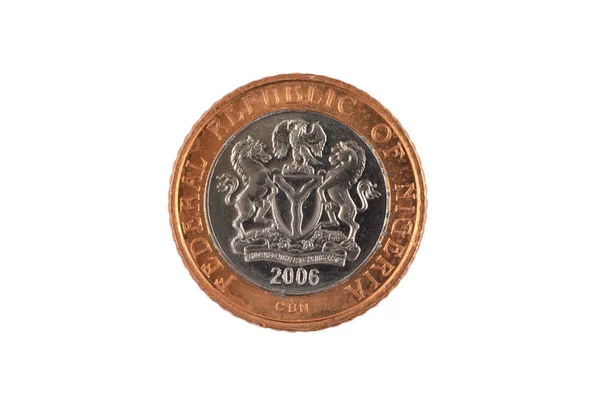 Близько Образ Нігерійський Два Наіра Монетку Bimettalic Ізольовані Білому Фоні — стокове фото