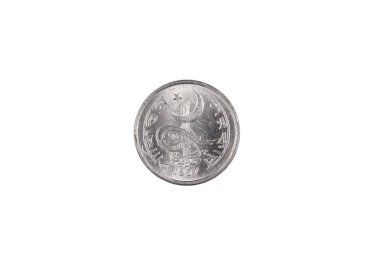 Bir super makro görüntü madalyonun beyaz bir arka plan üzerinde izole bir eski 1 Pakistan Rupisi