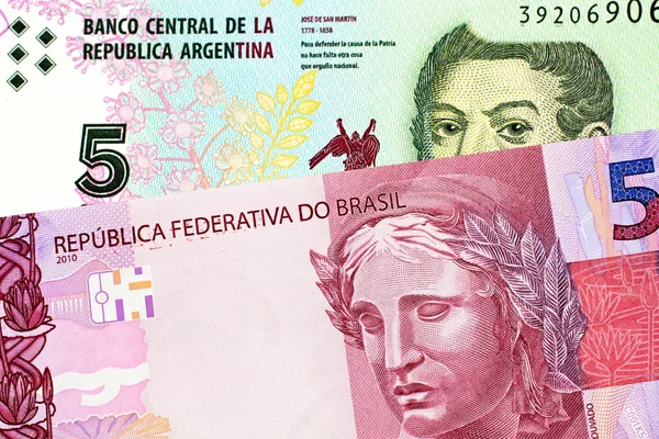 Macro Image Pink Brazilian Five Reais Note Argentinian Five Peso — Stock Photo, Image