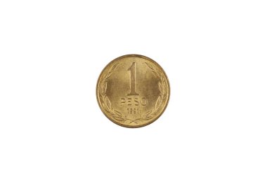 Beyaz bir arka plan üzerinde izole bir altın bir Şili Pezosu madalyonun bir görüntüyü