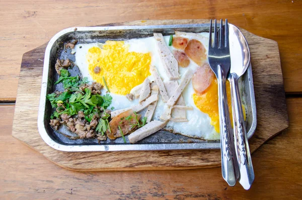 Breakfast egg pan — Stock Photo, Image