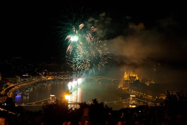 20Th August Fireworks Budapest Parliament Danube Chain Bridge Stephens Foundation — Stock Photo, Image