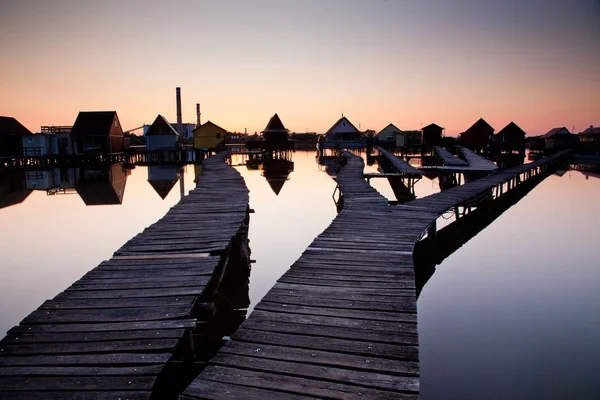 Drijvend Dorp Aan Het Bokod Meer Hongarije — Stockfoto