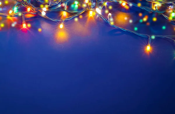 Luzes Natal Coloridas Fundo Azul — Fotografia de Stock