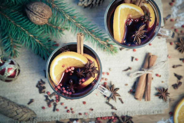 Glühwein Und Gewürze Heißes Wintergetränk — Stockfoto