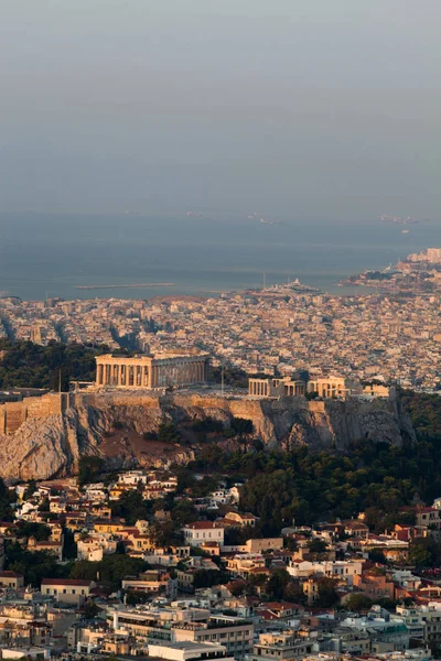 Lycabettus Hill Şehrin Yüksek Noktasında Görüldü Akropolis Ile Erken Sabah — Stok fotoğraf