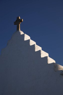 Minimalist Yunan kilisesi detayı