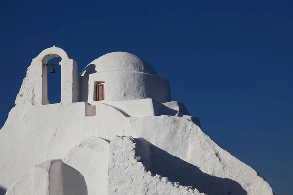 Yunanistan Mykonos Adasındaki Yüzyıl Paraportiani Kilisesi — Stok fotoğraf