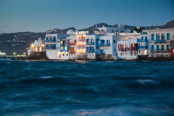 日落时的小威尼斯 米科诺斯 豪华旅游贫困 希腊岛屿 — 图库照片