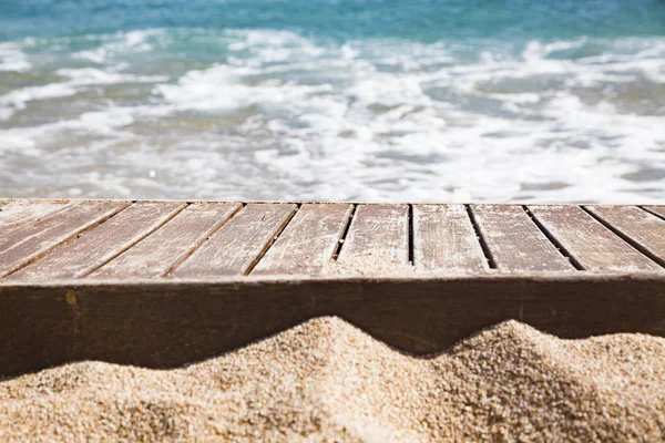 Wooden Plank Sand Blue Sea Background — Stock Photo, Image