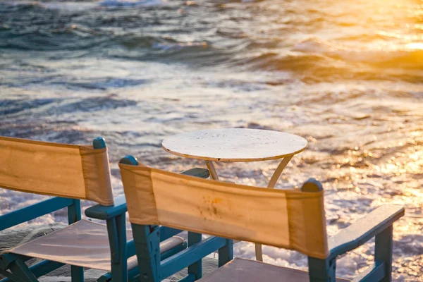 Table Chairs Waves Sunset Beach Holiday — Stock Photo, Image