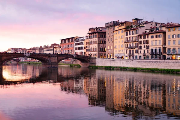 Rivier Arno Zonsondergang Florence Italië — Stockfoto