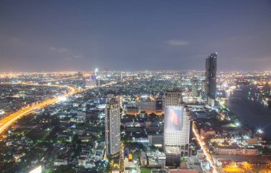 Bangkok şehir gökdelenler Tayland hava gece görünümü 