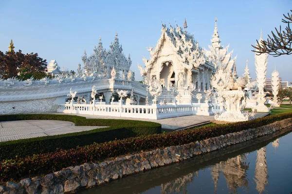 Wat Rong Khun El famoso Templo Blanco en Chiang Rai, Tailandia —  Fotos de Stock