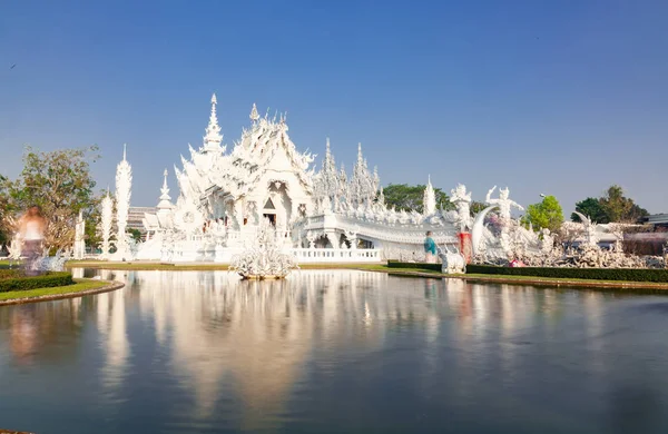 Wat Rong Khun El famoso Templo Blanco en Chiang Rai, Tailandia —  Fotos de Stock