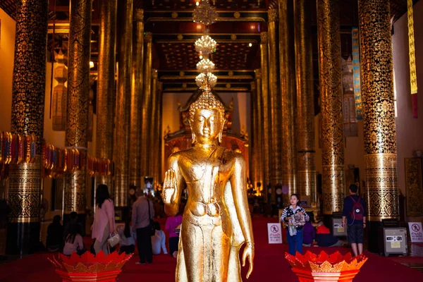 Wat Chedi Luang Varavihara, Chiang Mai, Tajlandia — Zdjęcie stockowe