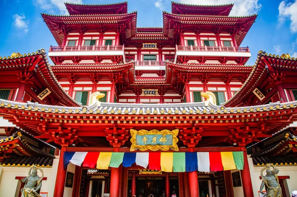 SINGAPORE, SINGAPORE - MARCH 2019:Buddha Tooth relic temple in S — Stock Photo, Image