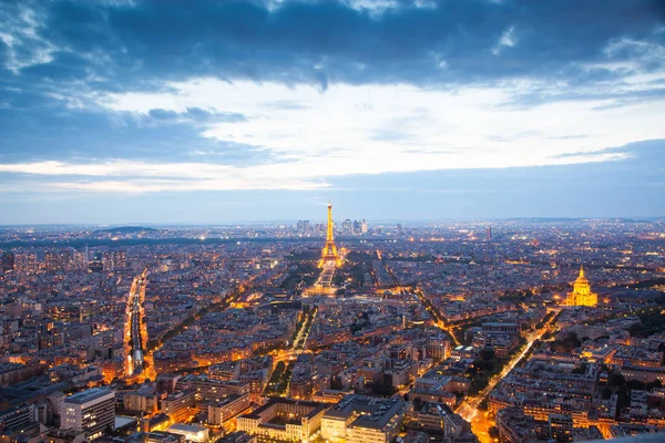 パリ、フランス - 5月 6, 2018: エッフェル塔とパーの航空写真 — ストック写真