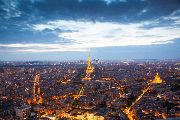 パリ、フランス - 5月 6, 2018: エッフェル塔とパーの航空写真 — ストック写真