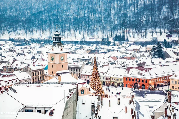 ルーマニアのブラゾフの冬の眺め — ストック写真