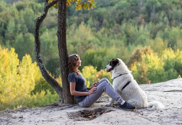 Woman Dog Enjoying Outdoors Social Distancing — Stock Photo, Image