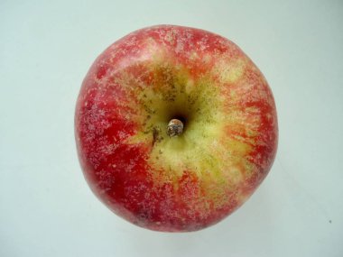 Tek Kırmızı elma ya da izole Kırmızı elma