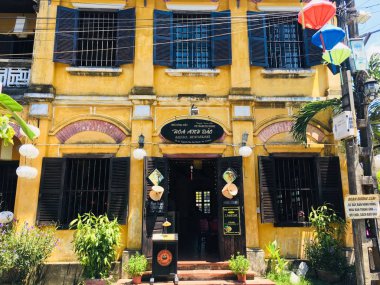Hoi An Ancient Town Hardal sarı kültür binası, Vietnam. Unesco Dünya Mirası.