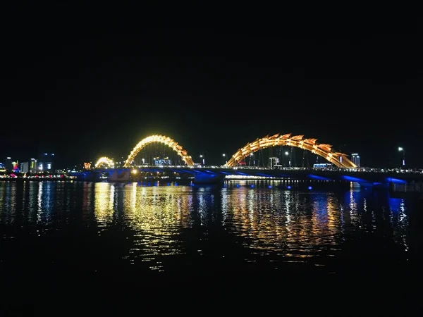 Gece Sahnesinde Danang City Vietnam Dragon Köprü Dönüm Noktası Tam — Stok fotoğraf