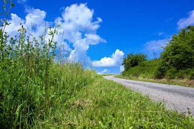 Doğada yürüyüş ve kendi özgün peyzaj zevk beden, zihin, ruh ve ruh için rahatlama olduğunu.