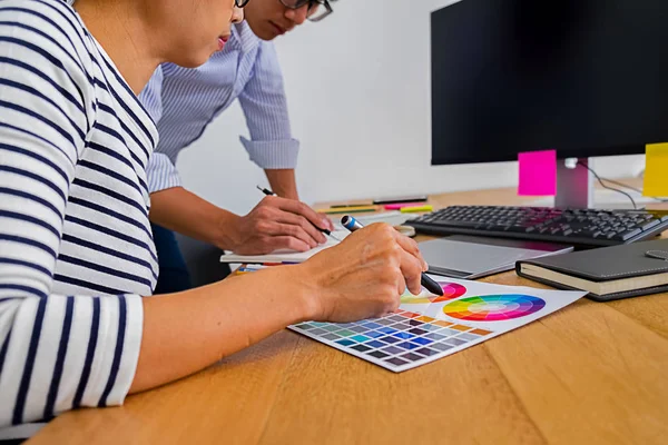 Graphic Design Color Swatches Tablet Desk Graphic Designer Drawing Something — Stock Photo, Image